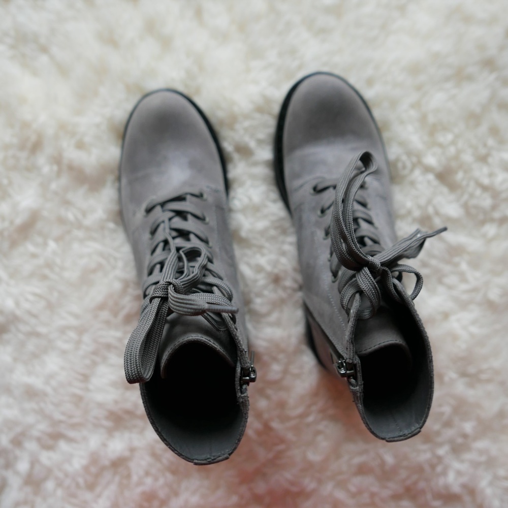 NWT Vince Monastir Lace-Up Suede Boot